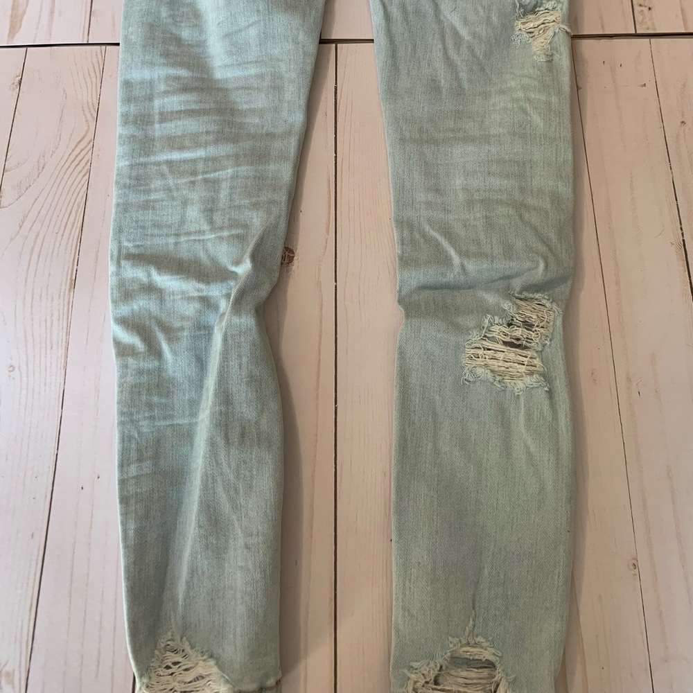 American Eagle Skinny Jeans - Picture 5 of 5